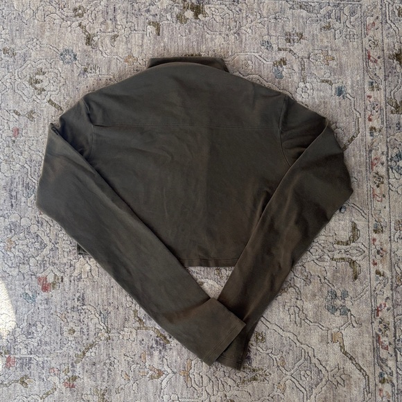 Cool Eco-Friendly Cropped Bolero Top (designed in Montreal) - Picture 5 of 8